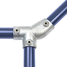 Level to Sloping Up Tee (30° to 45°) Three Socket Tee